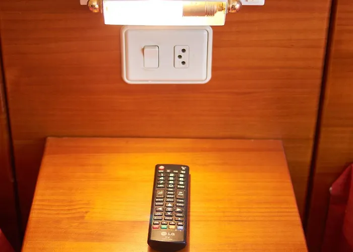 Restaurante Sony Πανσιόν Melide